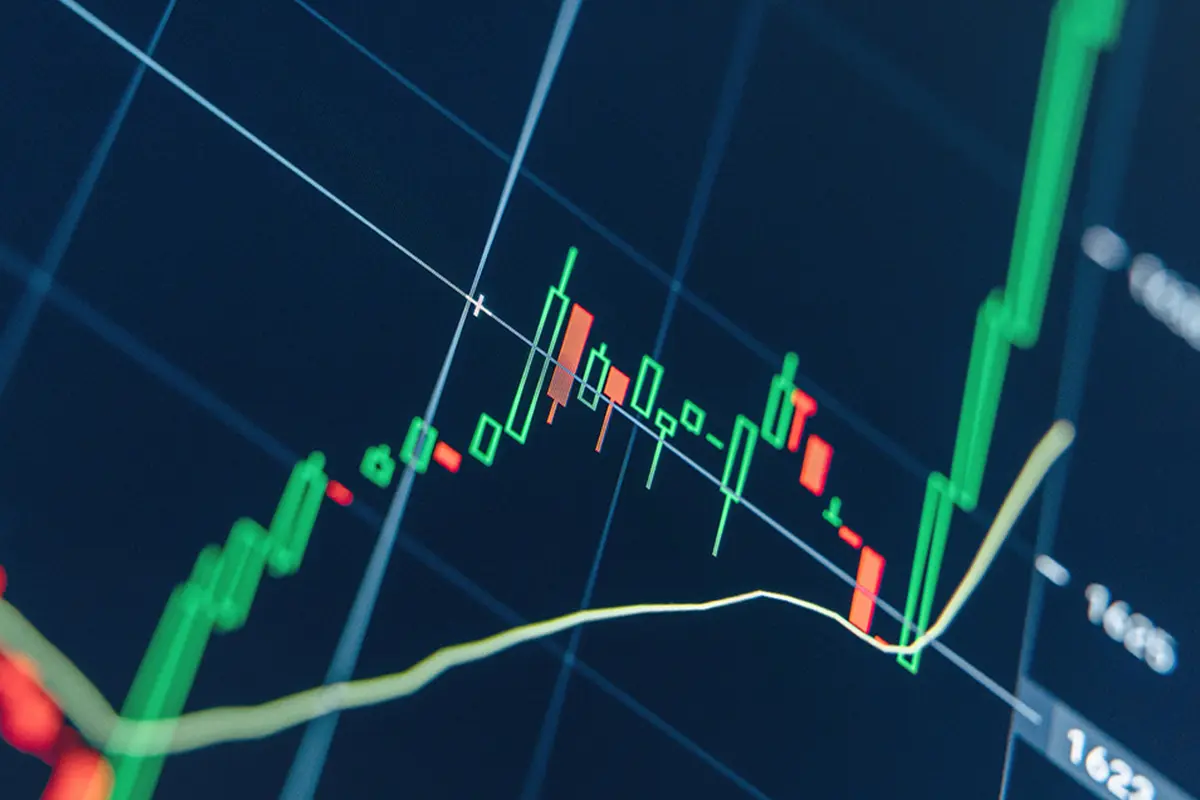 Q2 2023 Fee Analyzer Report