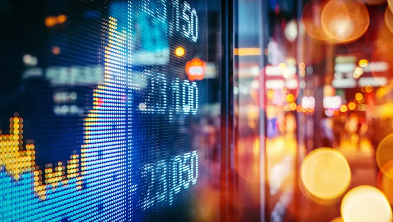 Factors and falling interest rates