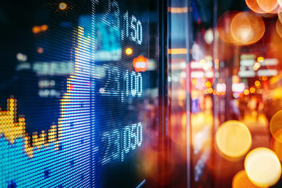 Factors and falling interest rates